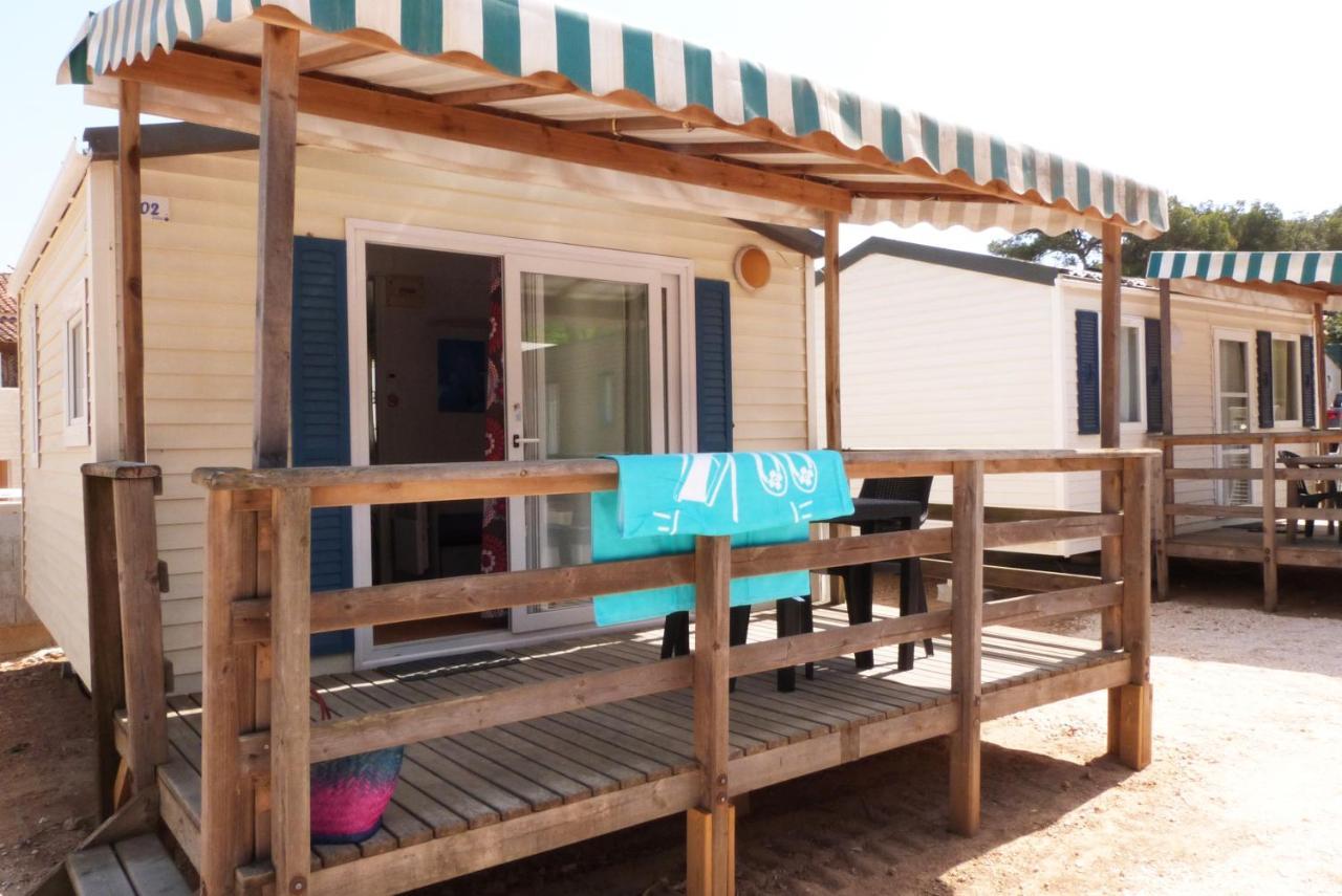 Camping La Bergerie Plage Hyères Oda fotoğraf
